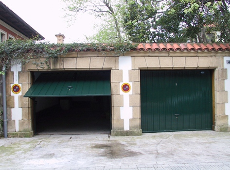 puertas lorenzo Puerta basculante 03 0
